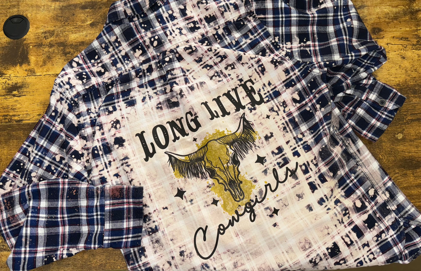 Long Live Cowgirls - Flannel; M