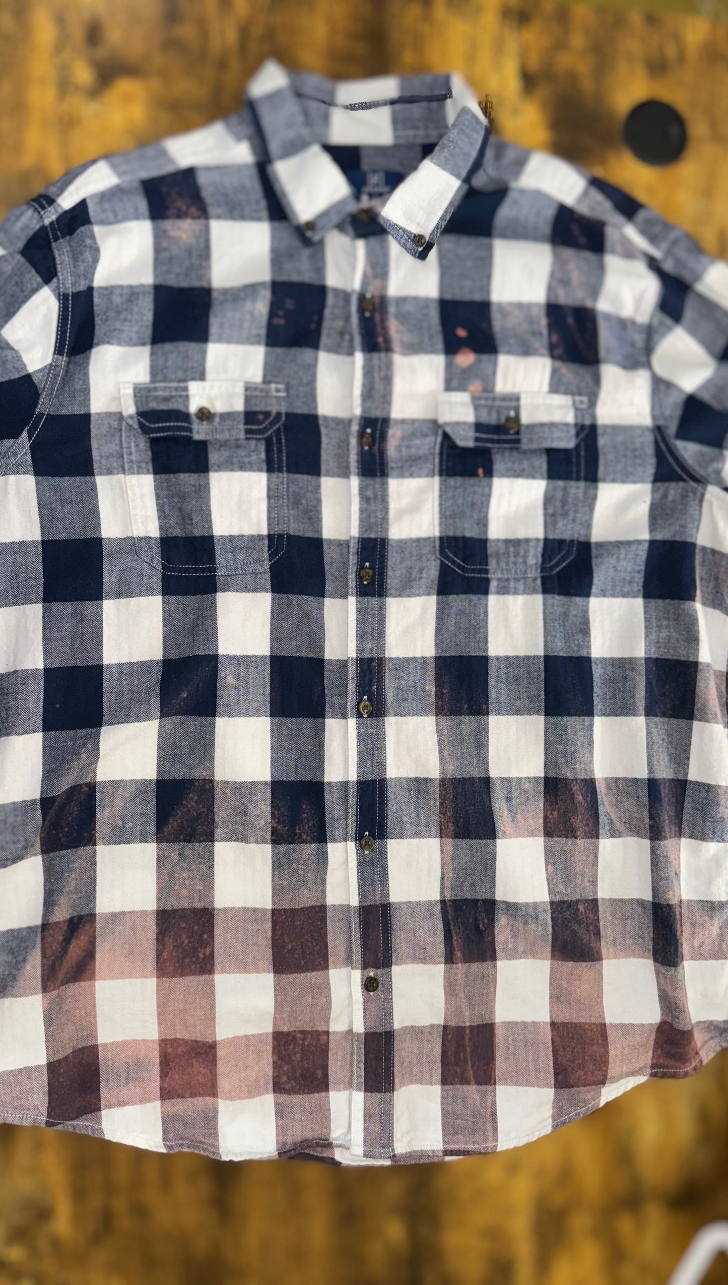 Messy buns & Jesus - Flannel; XL