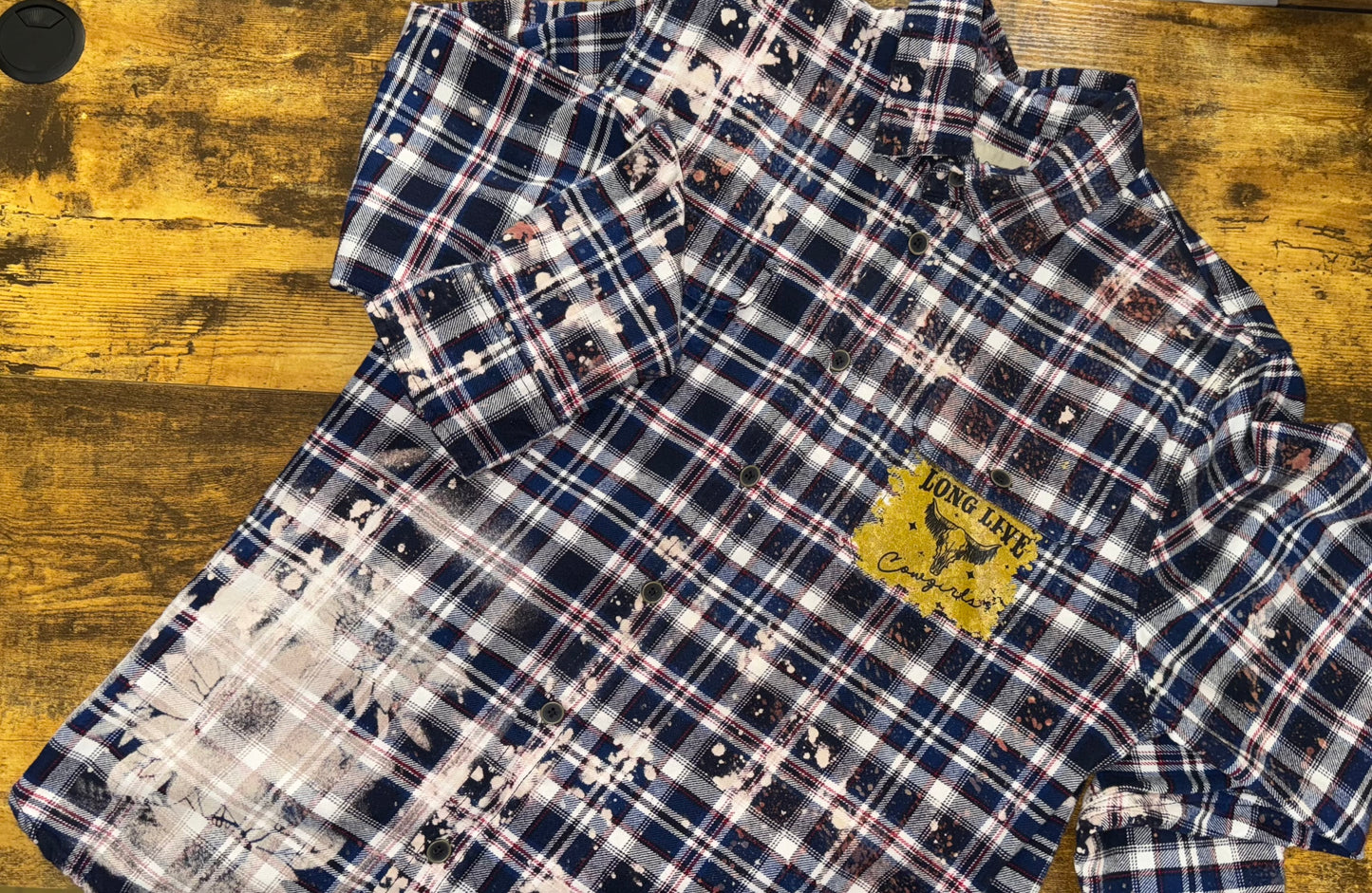 Long Live Cowgirls - Flannel; M